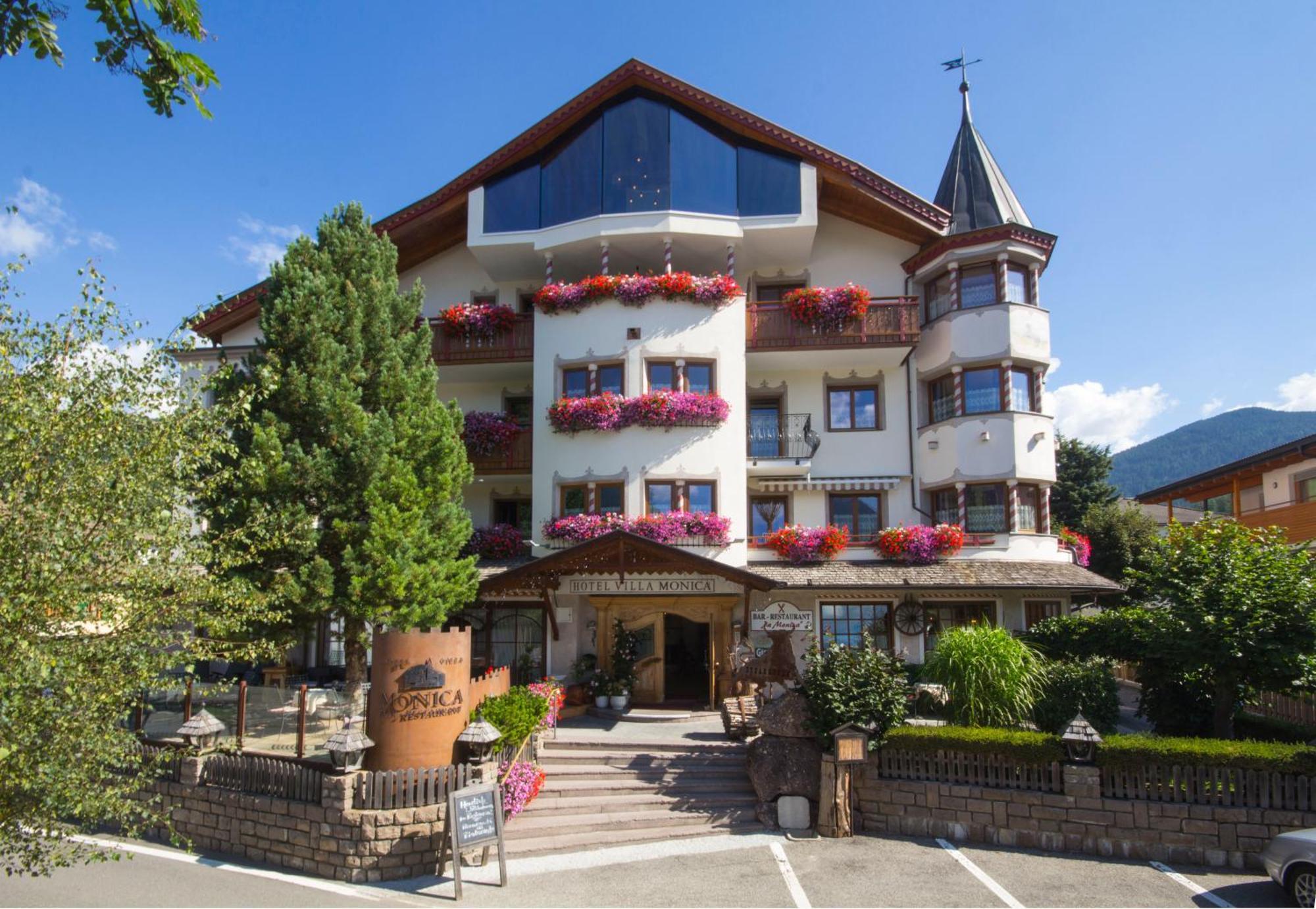 Hotel Villa Monica Dobbiaco Esterno foto